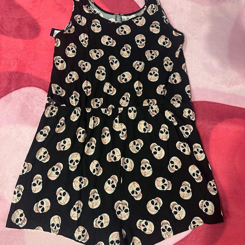 Torrid • super soft Henley skull sleeveless sleep romper - Picture 6 of 7